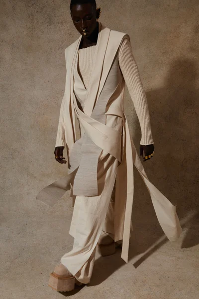 Look 1